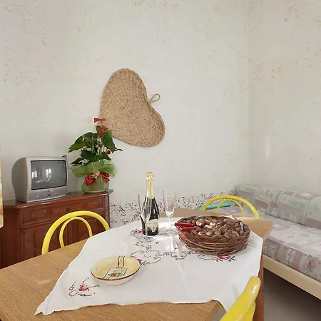 Valentia بيت للعطل